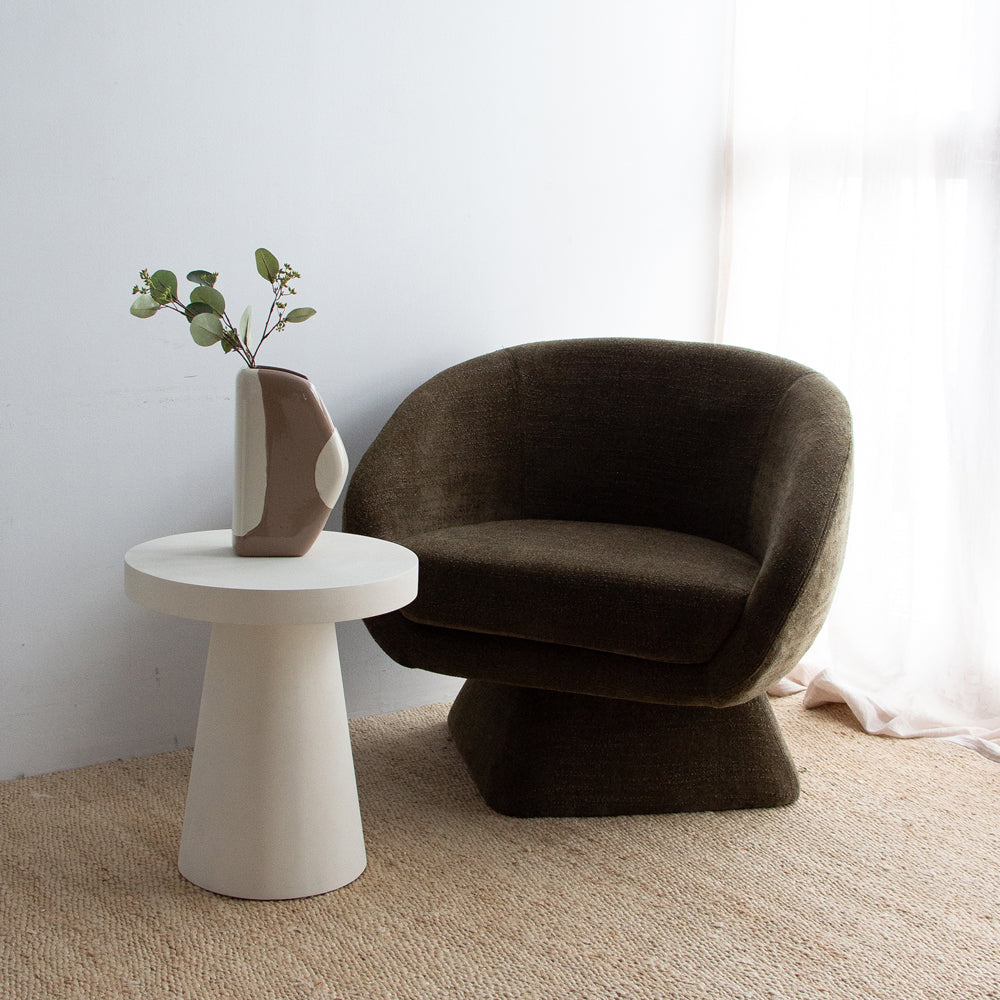 Lucca Swivel Chair